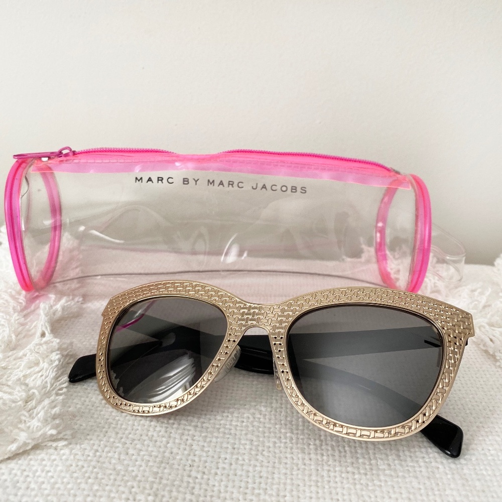 MARC BY MARC JACOBS GOLD METAL MIRRORED SUNGLASSES